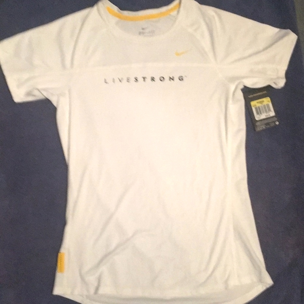 NWT Dri-fit Women’s Athletic Top